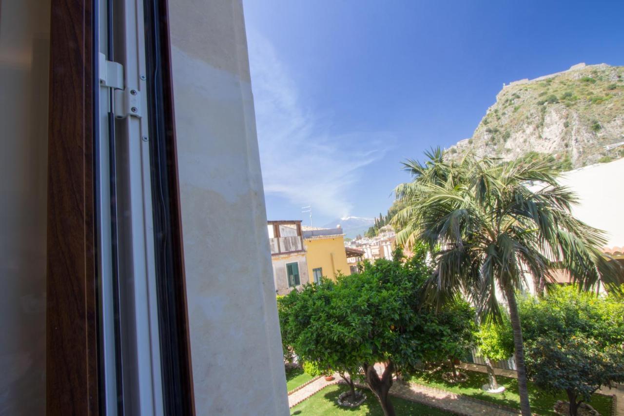 Villa Valverde B&B Taormina Buitenkant foto